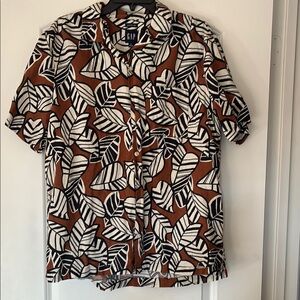 GAP Brown and Black Leaf Pattern Shirt